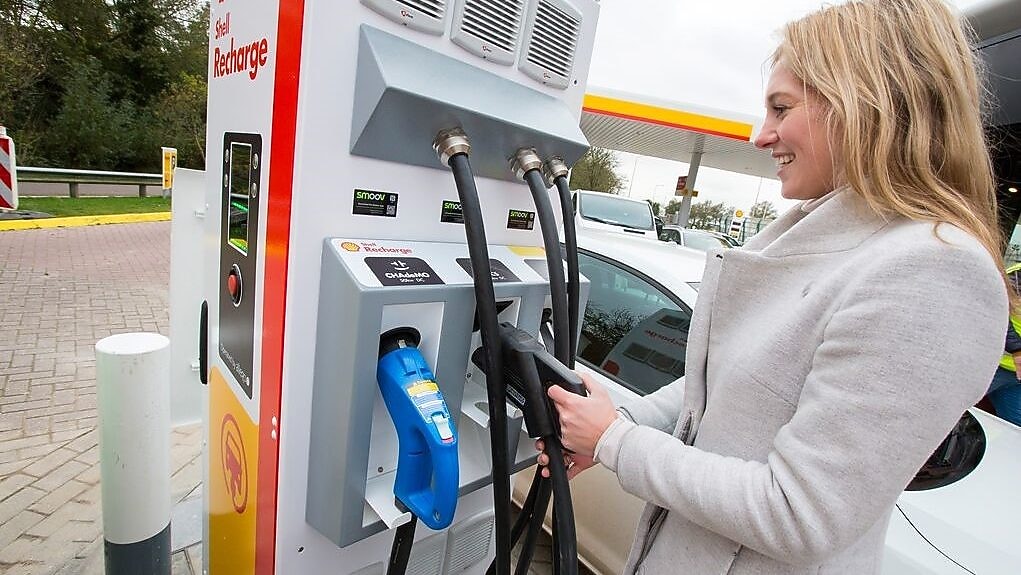 Bornes de recharge en déplacement