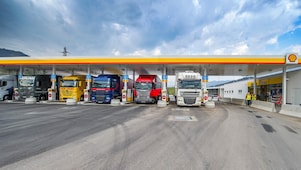 Client professionnel, fournisseur, partenaire ou investisseur